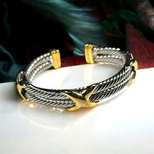 Silver Gold Tone Twisted Metal Bracelet Cuff Deadstock New in pack